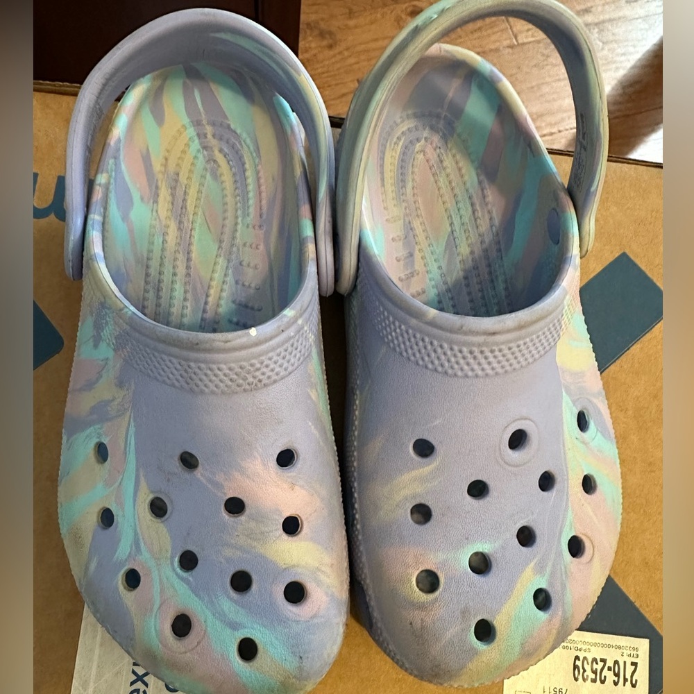 Swirly Crocs